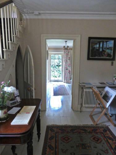Bed & Breakfast Dolphin House