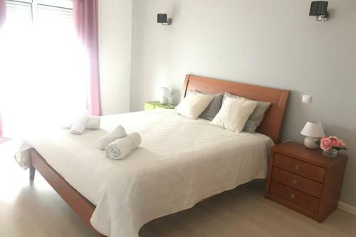 T2 Ferragudo Cosy Beach Apartment