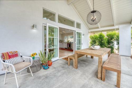 727 Sonrisa St Home