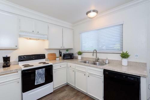 Apartamento Luxury 2br With Pool 5 Mins To The Beach