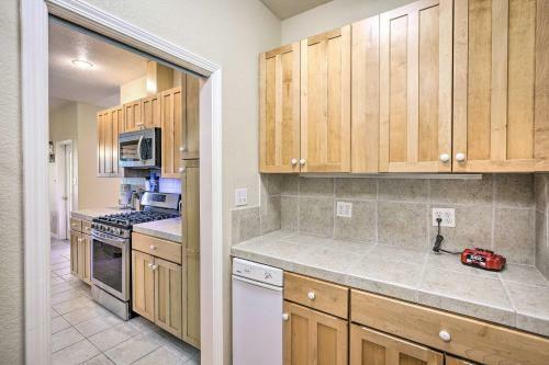 Spacious Sonora Home With 2 Balconies And Games!