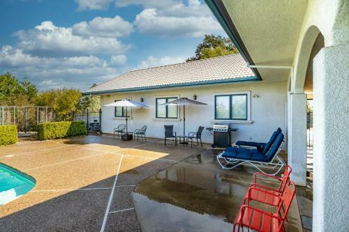 80acre Mountainretreat W/pool/spa Byyosemite 14ppl