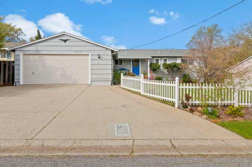 Sutter Creek Retreat With Patio Near Main St!