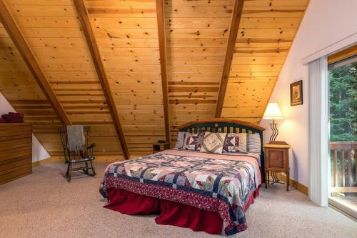 The Lazy Bear Lodge