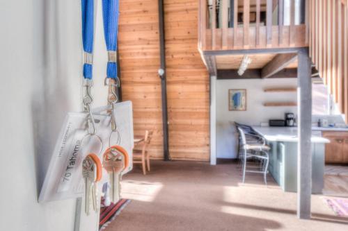 Dollar Point Lookout Cabin Cabin