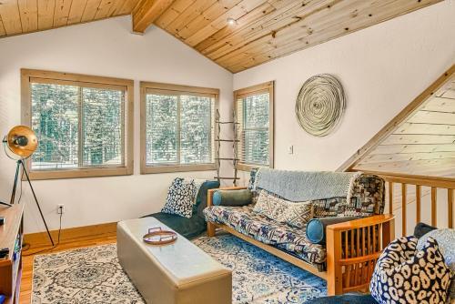 Outdoorsy Tribe Mountain Retreat
