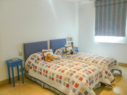 Contemporary And Elegant Designed Villa P2108