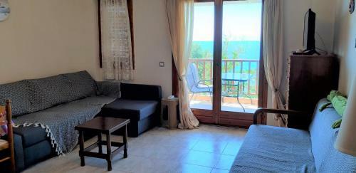 Kyana Big Blue Apartments