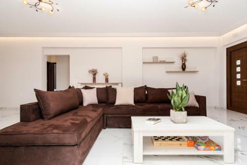 Villa Karouzo - With Private Pool