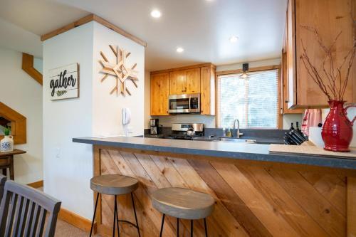 Northstar - Gold Bend Getaway
