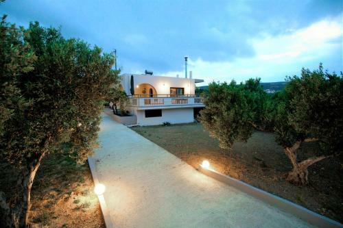 Aristianna Vacation House