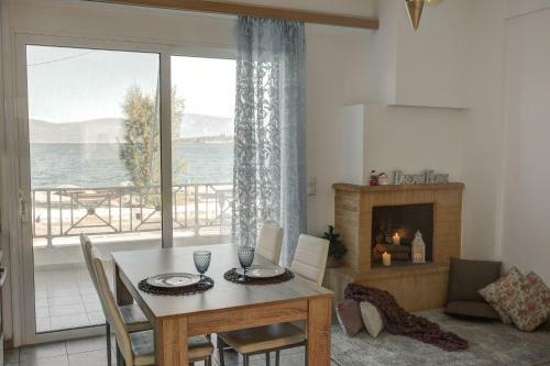 Sugar Blue - Apartment On The Beach