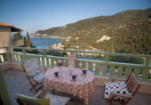 Apartamento Deep Blue-daphne Agios Nikitas
