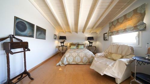 Luxury Villa Allure
