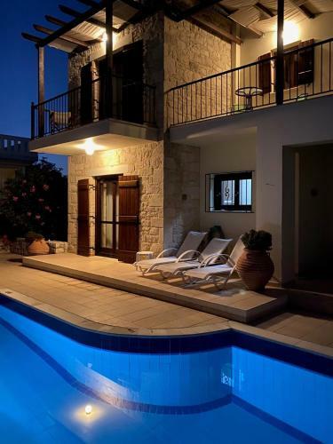 Villa Darmarohori Homeleader