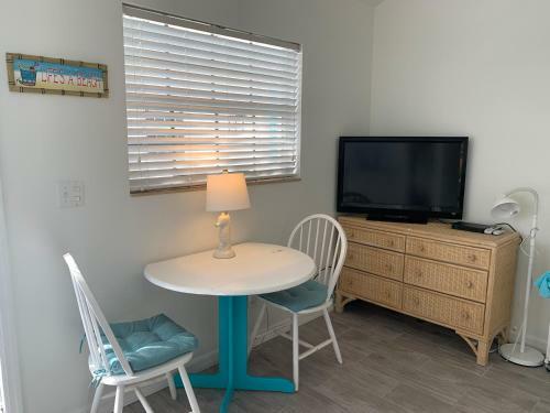 Hotel Beach Bum Bungalow