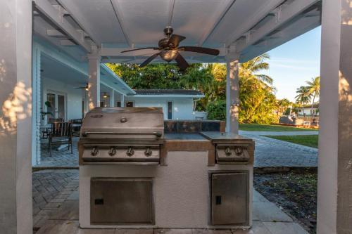 Apartamento Waterfront Villa Lago - Gated Community - Heated Pool - Sleeps 14
