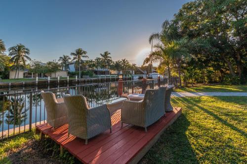 Apartamento Waterfront Villa Lago - Gated Community - Heated Pool - Sleeps 14