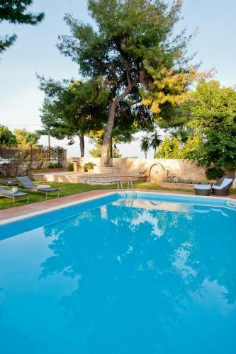 Private Pool Villa With View At Corinthian Bay
