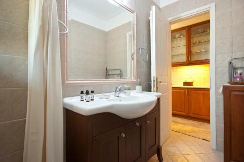 Hostal Elia Apartments Chrisso