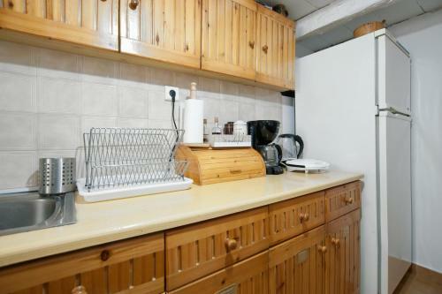 Hostal Elia Apartments Chrisso