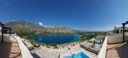 The Lakescape Villa In Kournas