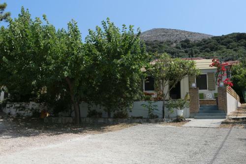 Stathi's Cottage