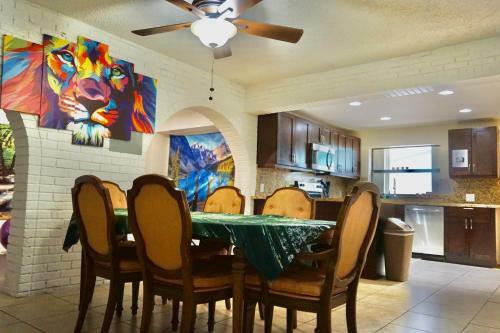 Ukiyo Hostel- Fort Lauderdale Escape