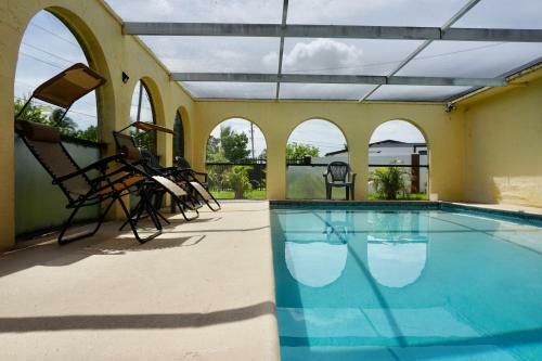 Ukiyo Hostel- Fort Lauderdale Escape
