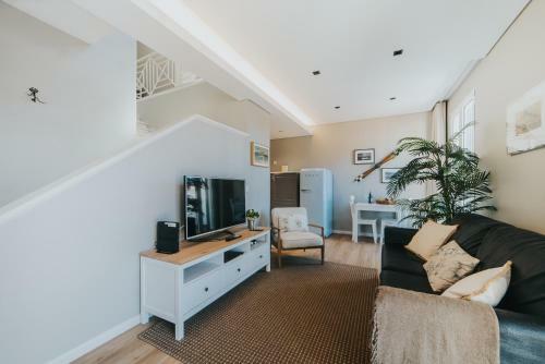 Mansarda Dos Aranhas By Madeira Best Apartments