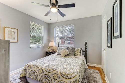 Apartamento Charming 3 Bedroom +1 Bath Home, Close To Everything
