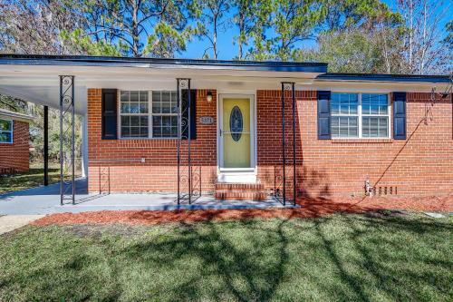 Apartamento Charming 3 Bedroom +1 Bath Home, Close To Everything