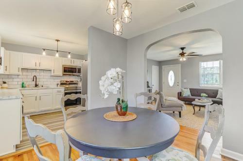 Apartamento Charming 3 Bedroom +1 Bath Home, Close To Everything