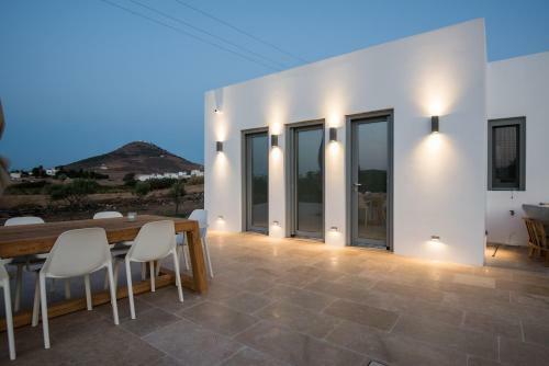 Villa Bracket House Paros
