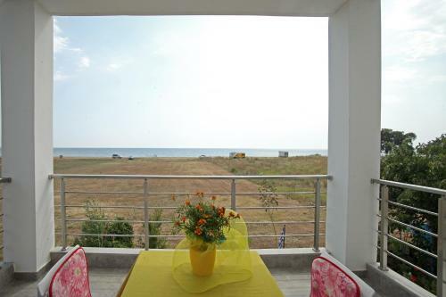 See To Sea Apartments
