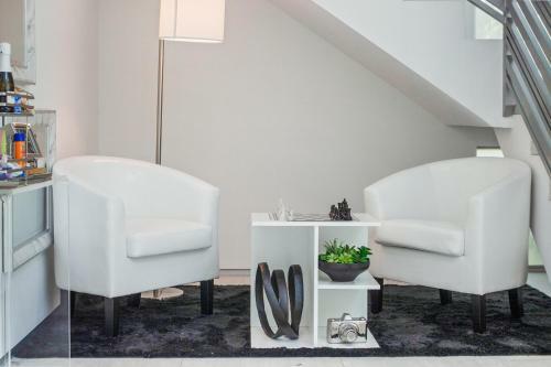 Ikon Villa - Rooftop Pool - Centric & Close To Beach