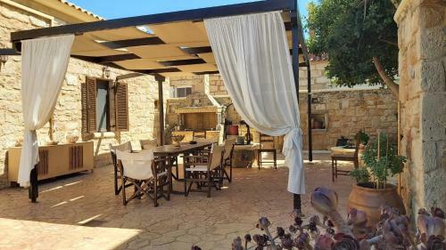 Christakos Stone House Elafonisos