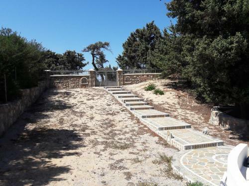 Elafonisos: Two Storey House On The Sea Front