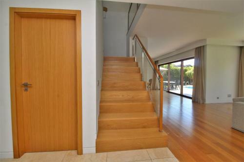 Villa Victoria With Private Heated Pool