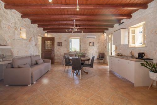 Apartamento Elianthos Luxury Villa