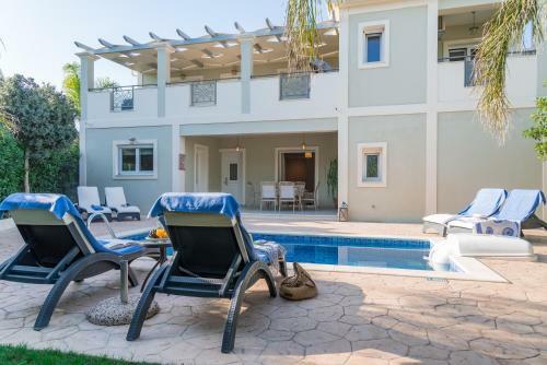 Villa Mamfredas Luxury Resort