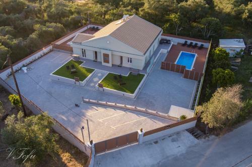 Villa Bratou