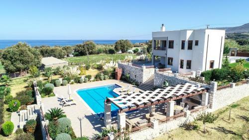 Iremia Luxury Villa With Pool