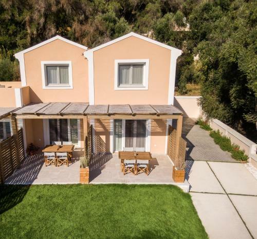 Reiki Villas & Apartments