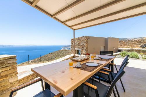 Caval Residences