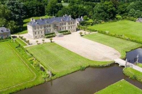 Hostal Chateau De Pont-rilly