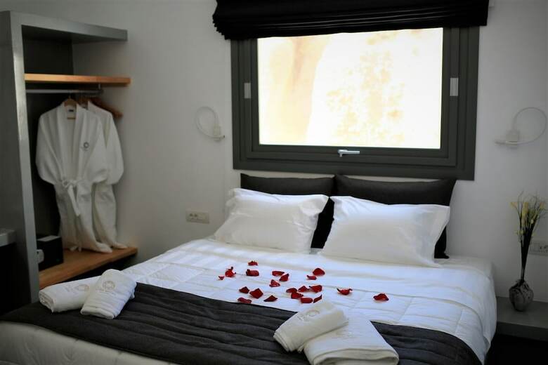 A Lux Villas Santorini