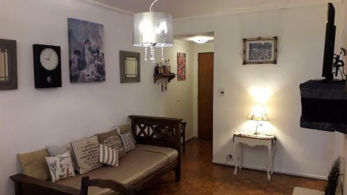 Apartamento 3 Ambientes En Retiro / Recoleta (Centro)