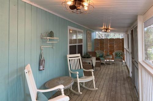 Twin Palms Cottage In Blue Mountain Beach