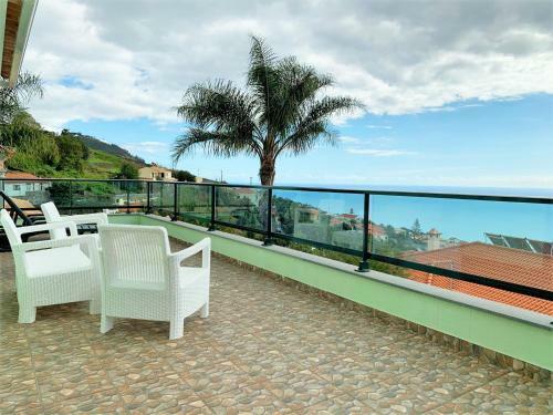Villa With Panoramic Harbor View